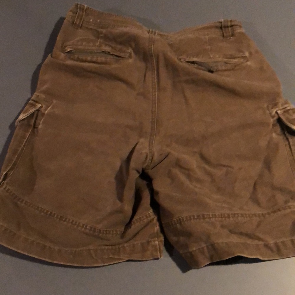 American Eagle Outfitters Green Cargo Shorts - Picture 3 of 5